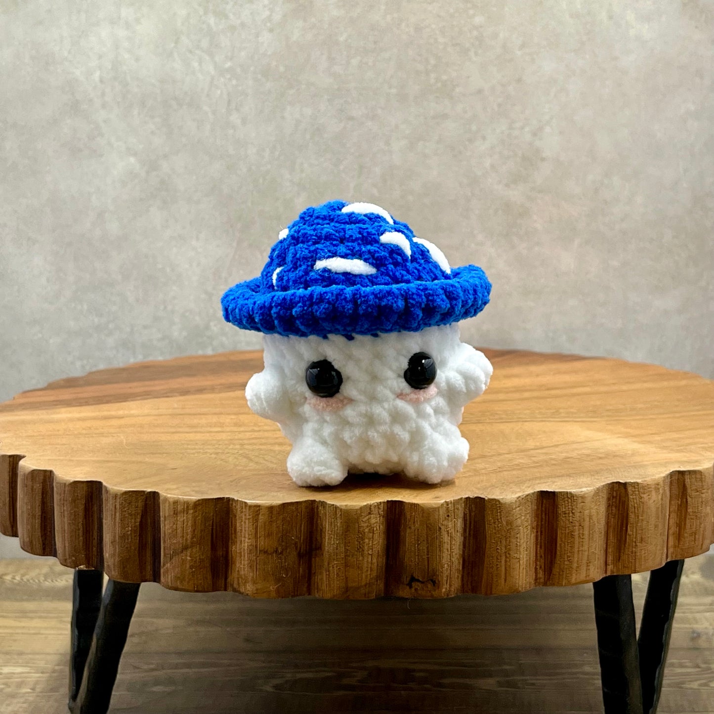 Mini Mushroom Boi